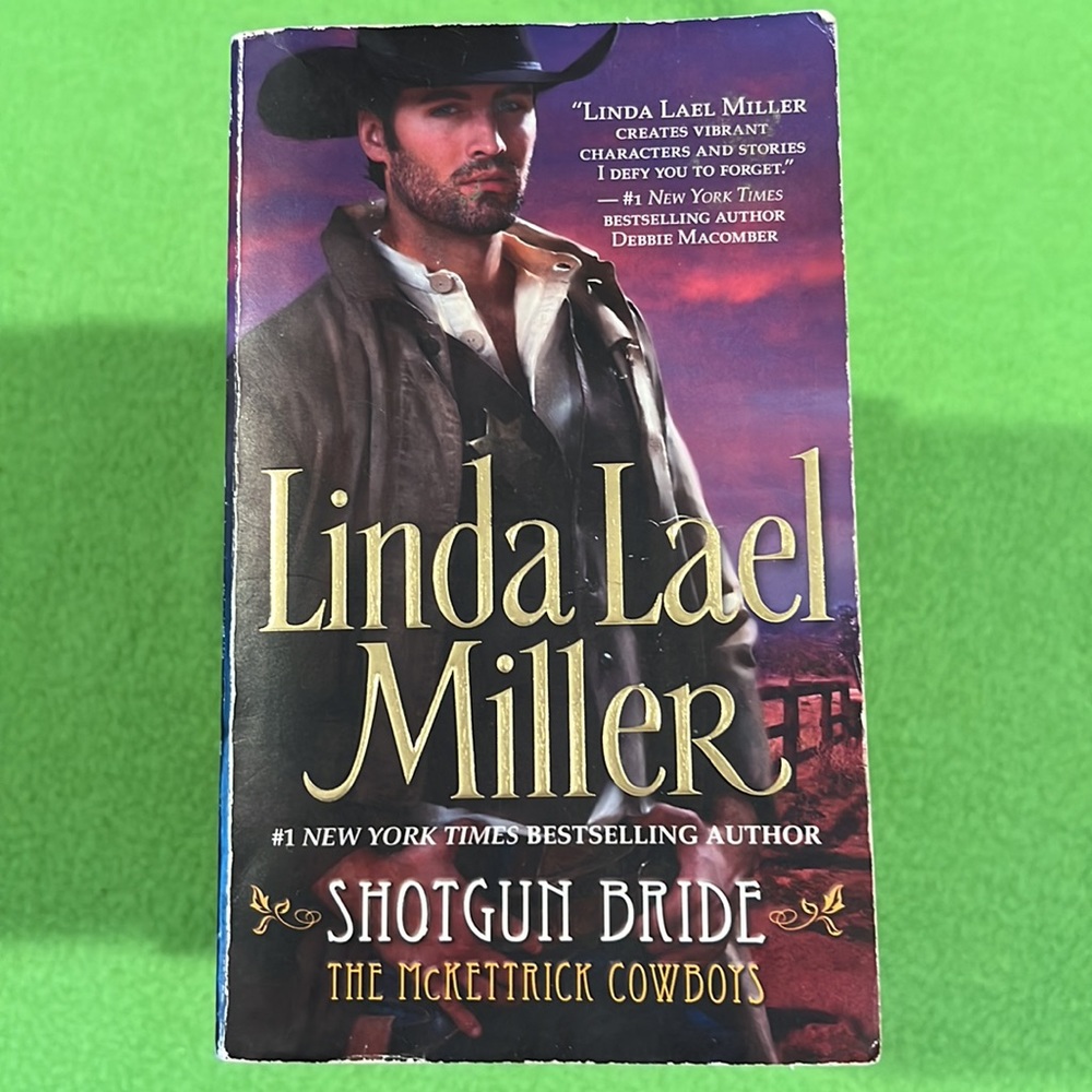 Linda Lael Miller Romance paperback books (lot #2)
•Very good condition!• - Picture 2 of 11